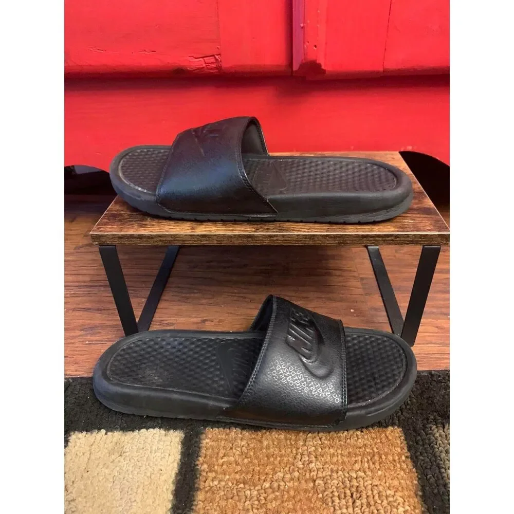 Nike Mens Size 8 Benassi Just Do It Black Slides Slip Ons Flip Flops Sandals EUC